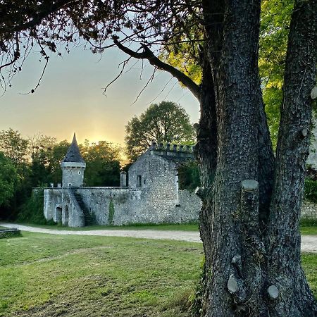 Villa Domaine De Migny à Saint-Cyran-du-Jambot Extérieur photo